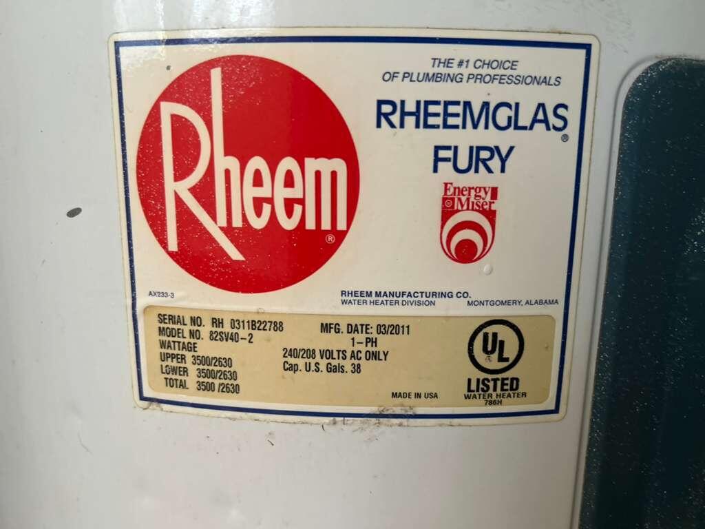 NORTHRIDGE - Residential