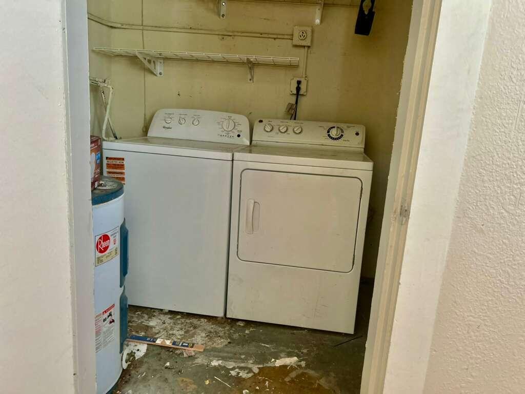 NORTHRIDGE - Residential