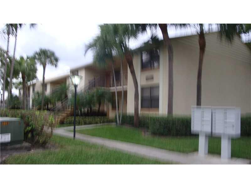 VILLAS AT MEADOW LAKES - Residential Lease