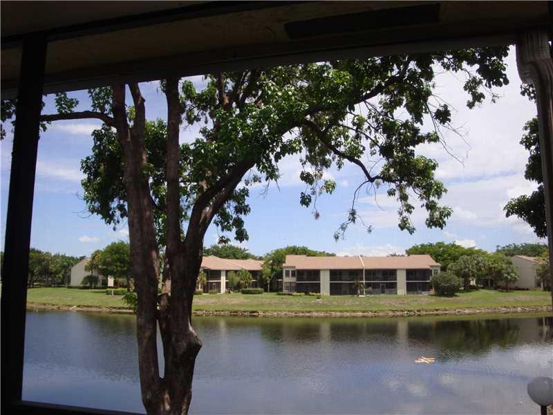 VILLAS AT MEADOW LAKES - Residential Lease