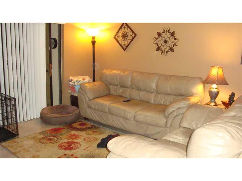 VILLAS AT MEADOW LAKES - Residential Lease