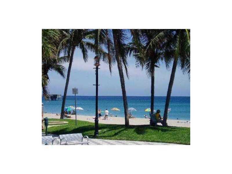 VILLAS AT MEADOW LAKES - Residential Lease