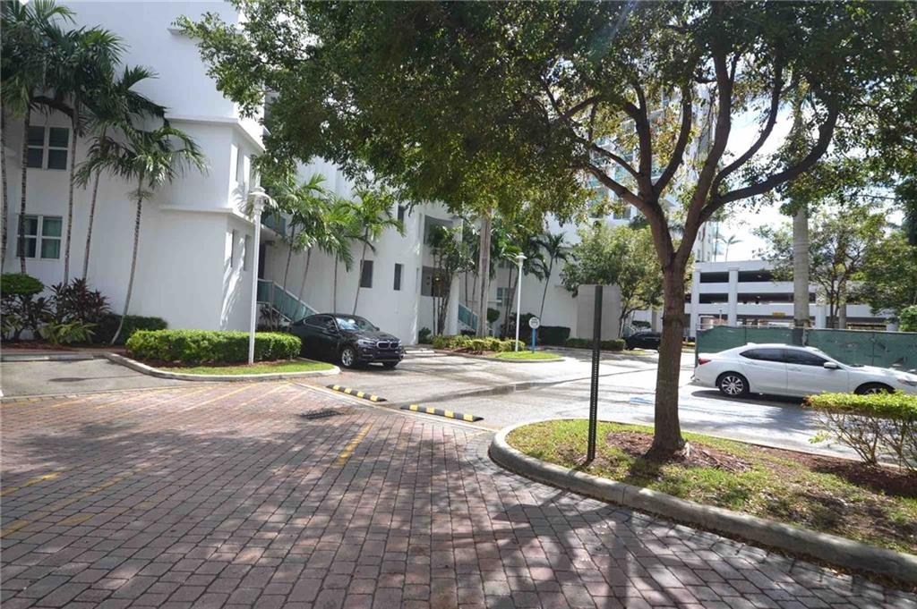 NORTH BAY VILLAGE - Residential