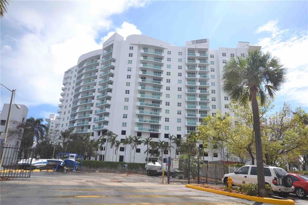 NORTH BAY VILLAGE - Residential