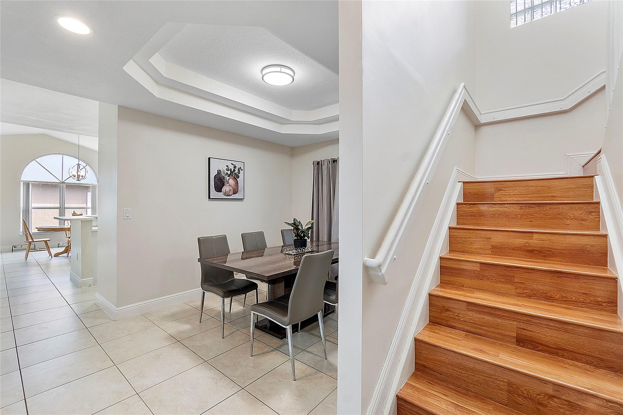 GOLDEN BAY - Residential