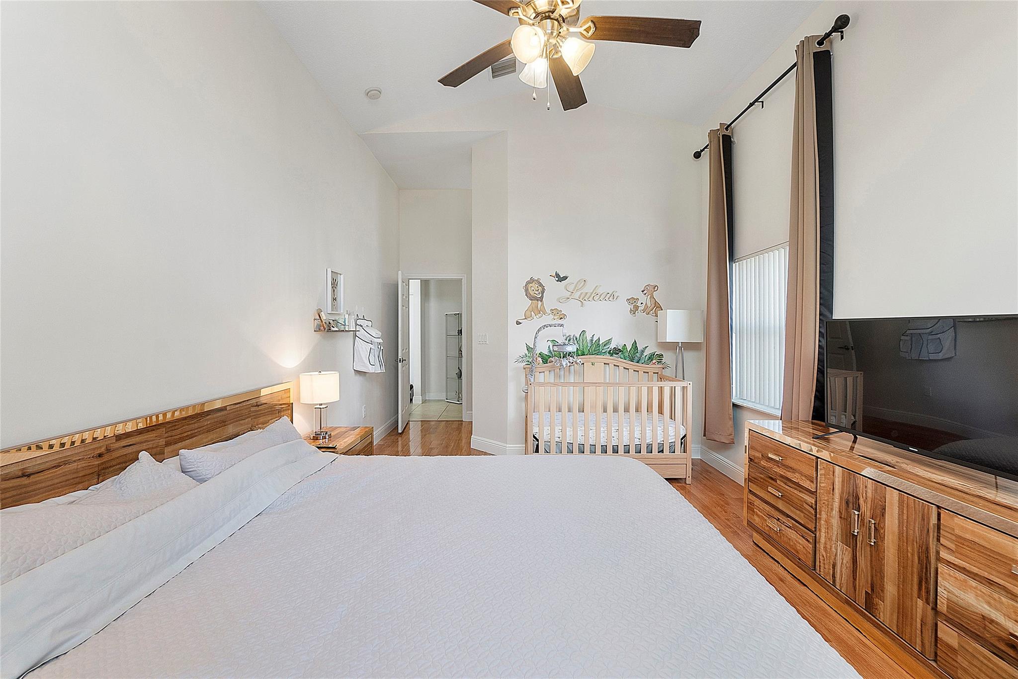GOLDEN BAY - Residential