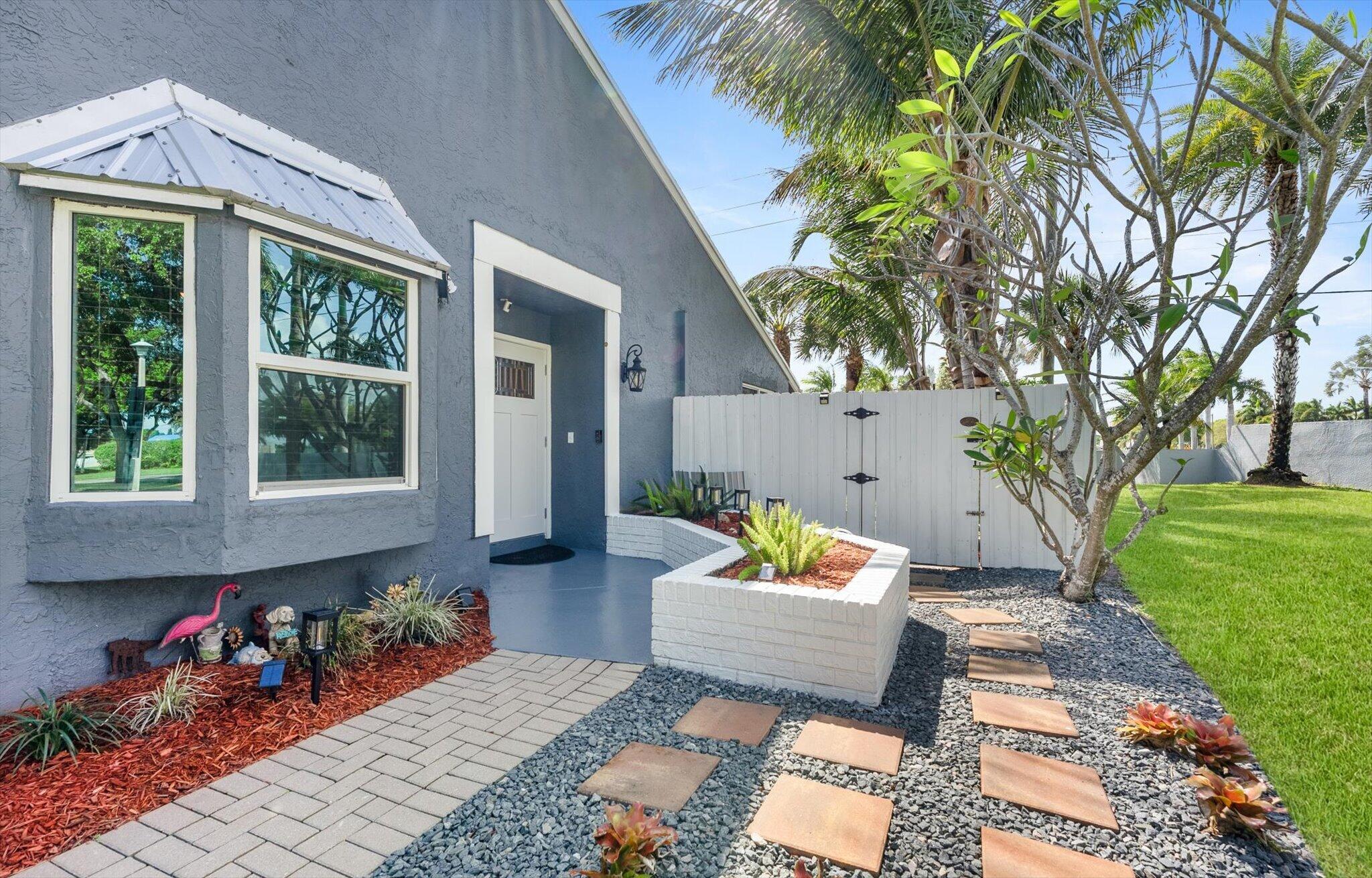 BOYNTON LAKES 4 - Residential
