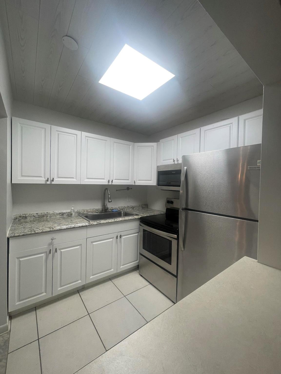NORWICH CONDO - Residential Lease