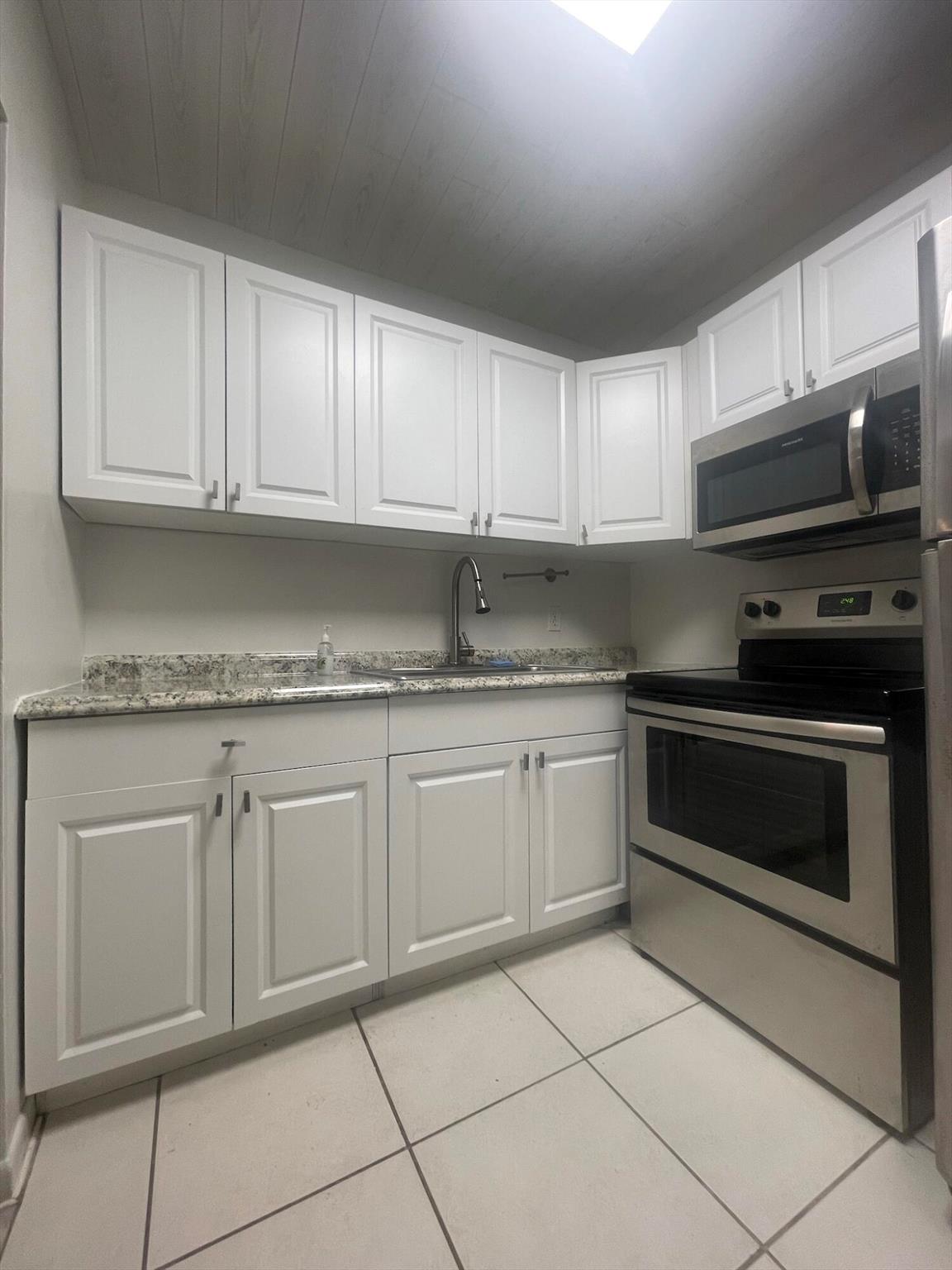 NORWICH CONDO - Residential Lease