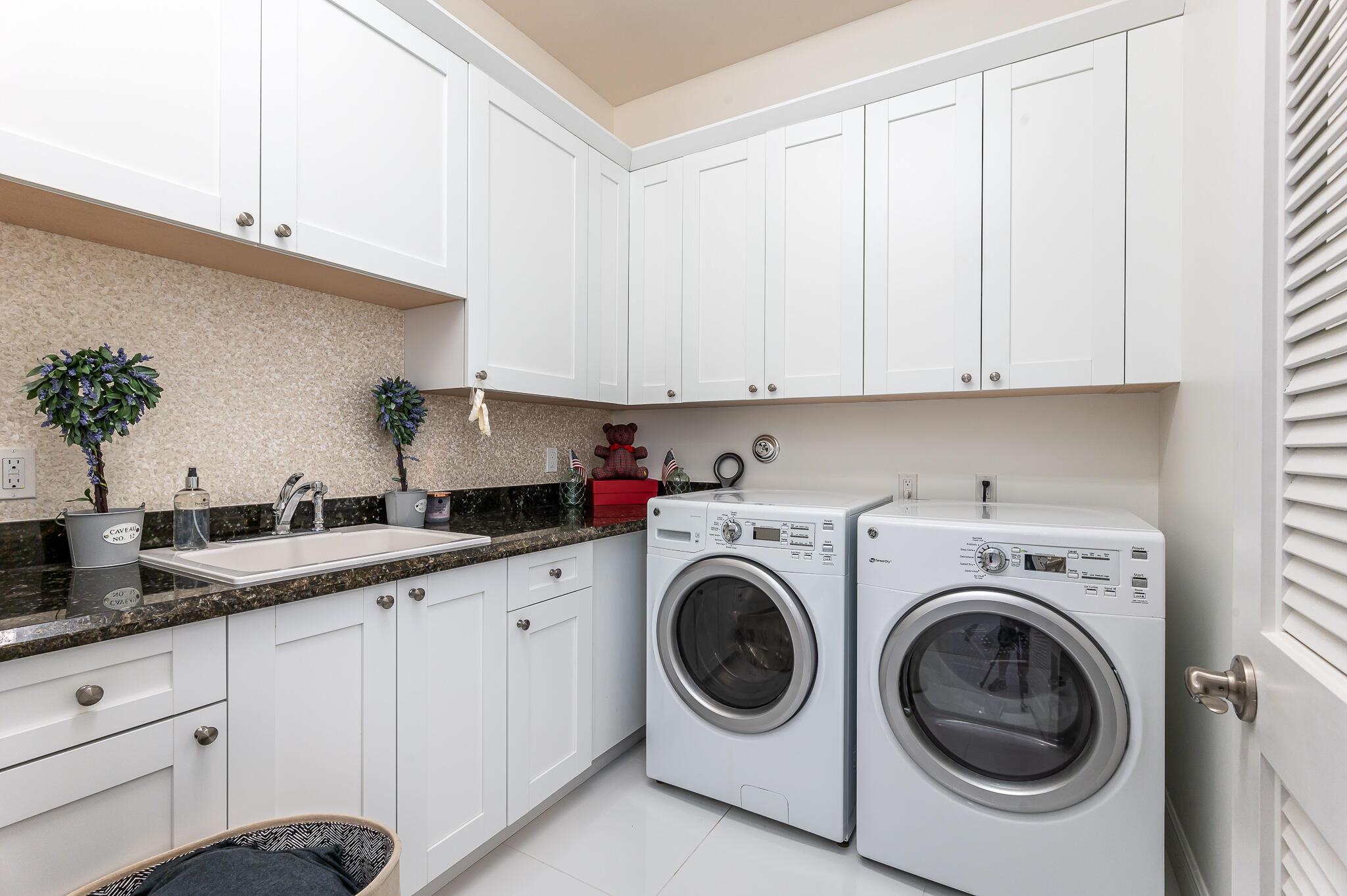 OAKS AT BOCA RATON - Residential