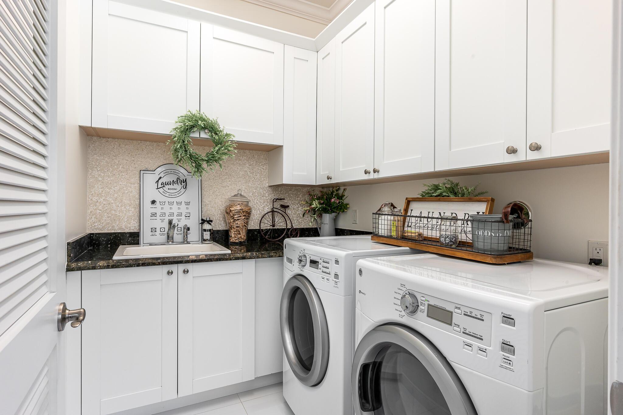 OAKS AT BOCA RATON - Residential