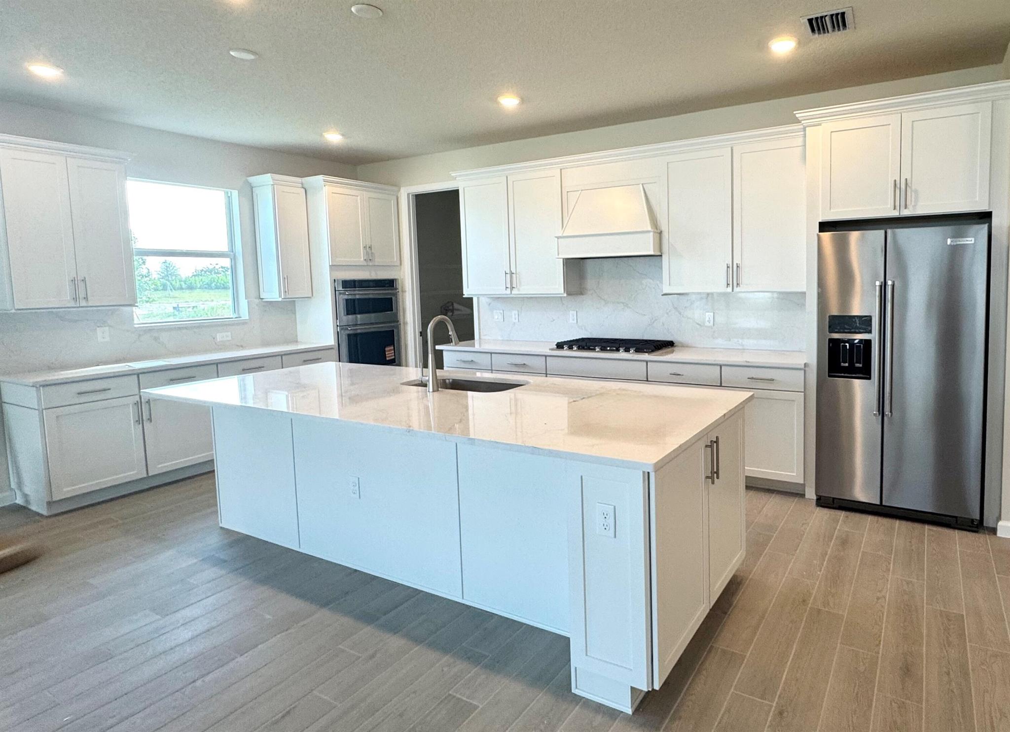 DEL WEBB TRADITION - Residential