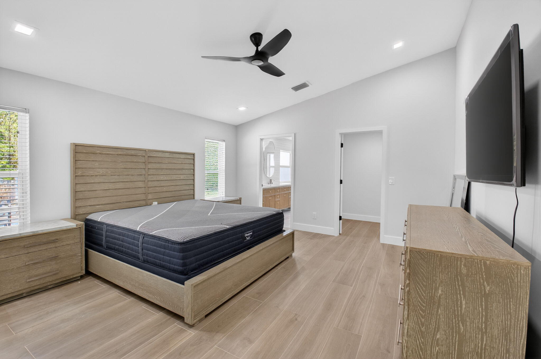 DELRAY LAKES - Residential Lease