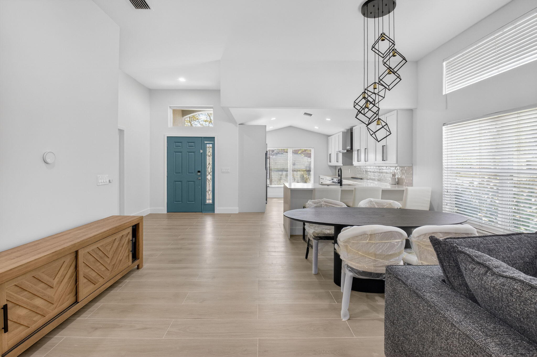 DELRAY LAKES - Residential Lease