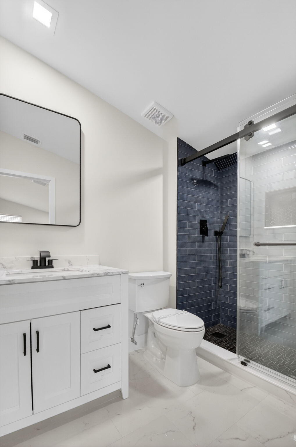 DELRAY LAKES - Residential Lease