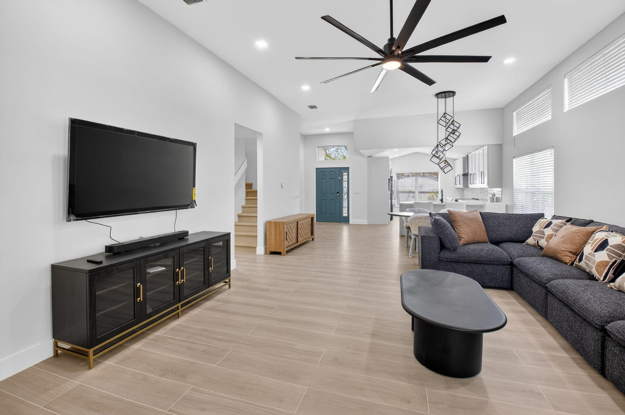 DELRAY LAKES - Residential Lease