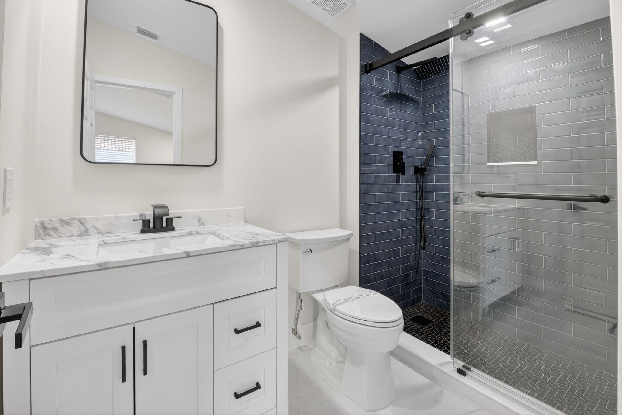 DELRAY LAKES - Residential Lease