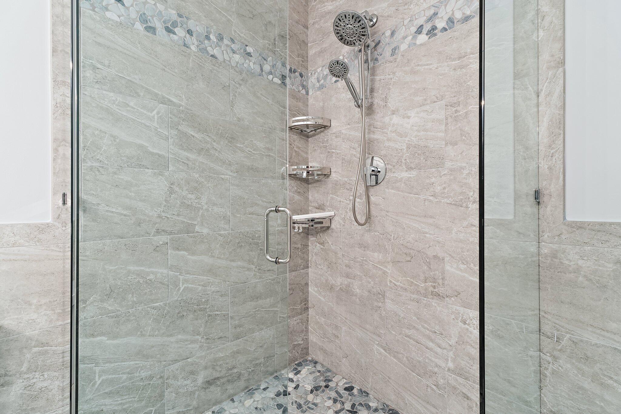 BEACHCOMBER CONDO - Residential