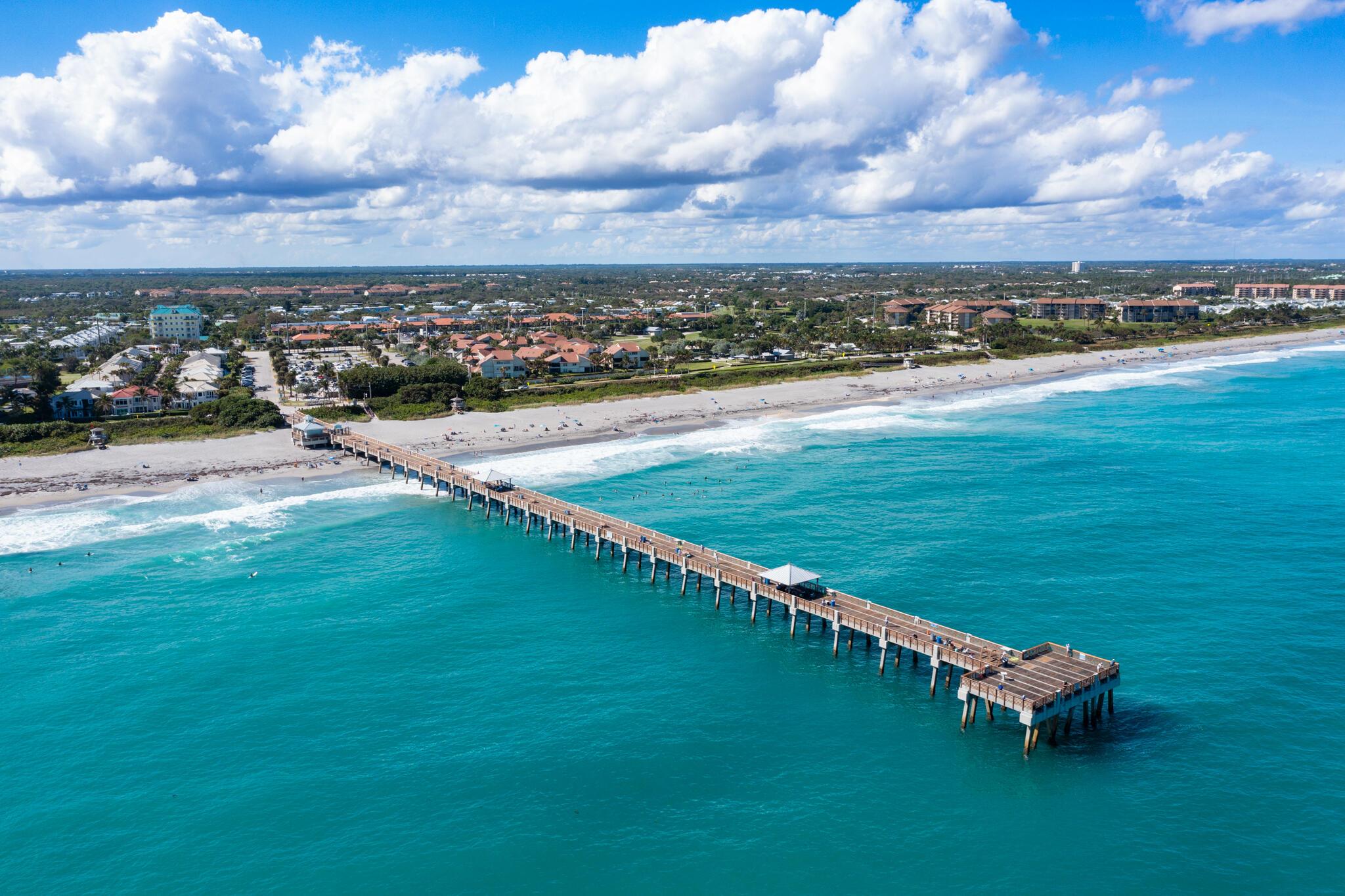 BEACHCOMBER CONDO - Residential