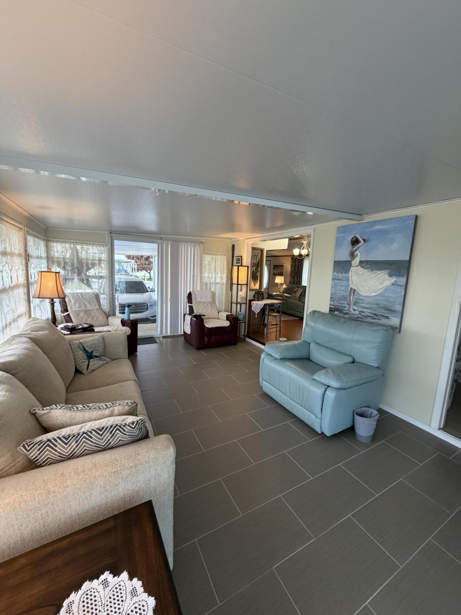 Oasis Village - Residential