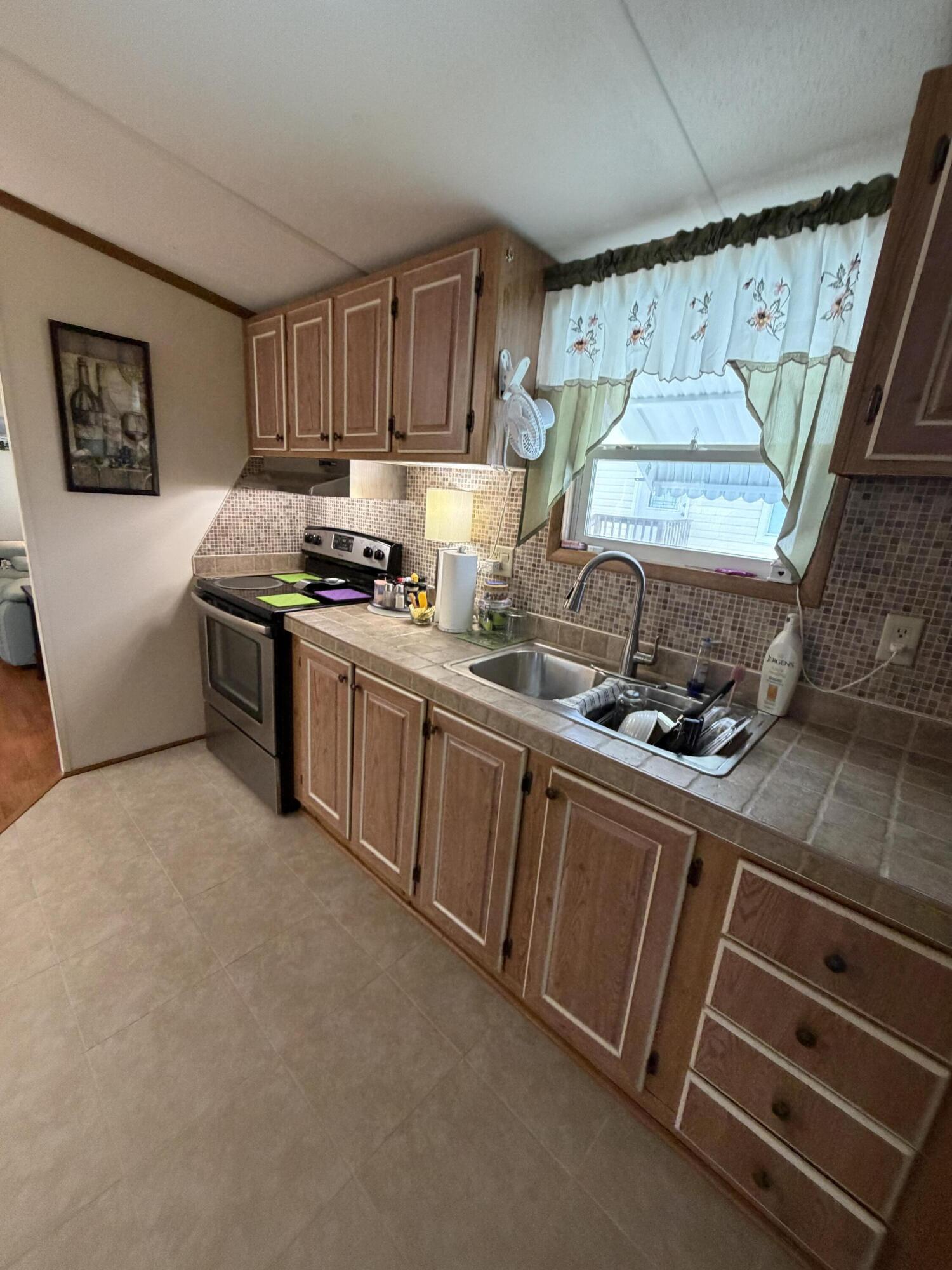 Oasis Village - Residential