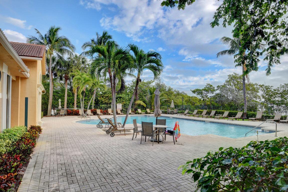 Hypoluxos Mariners Cay Condo - Residential