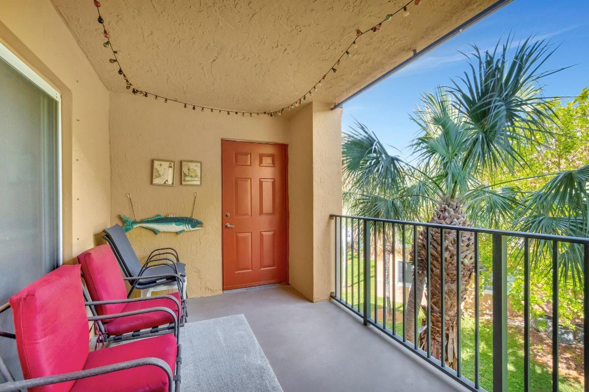 Hypoluxos Mariners Cay Condo - Residential