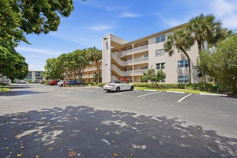 Tiny photo for 2006 Granada Drive #M3, Coconut Creek, FL 33066 (MLS # B26033165)