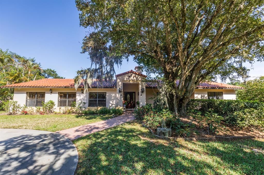 Photo of 17962 Wagon Wheel Drive, Boca Raton, FL 33496 (MLS # R10706182)