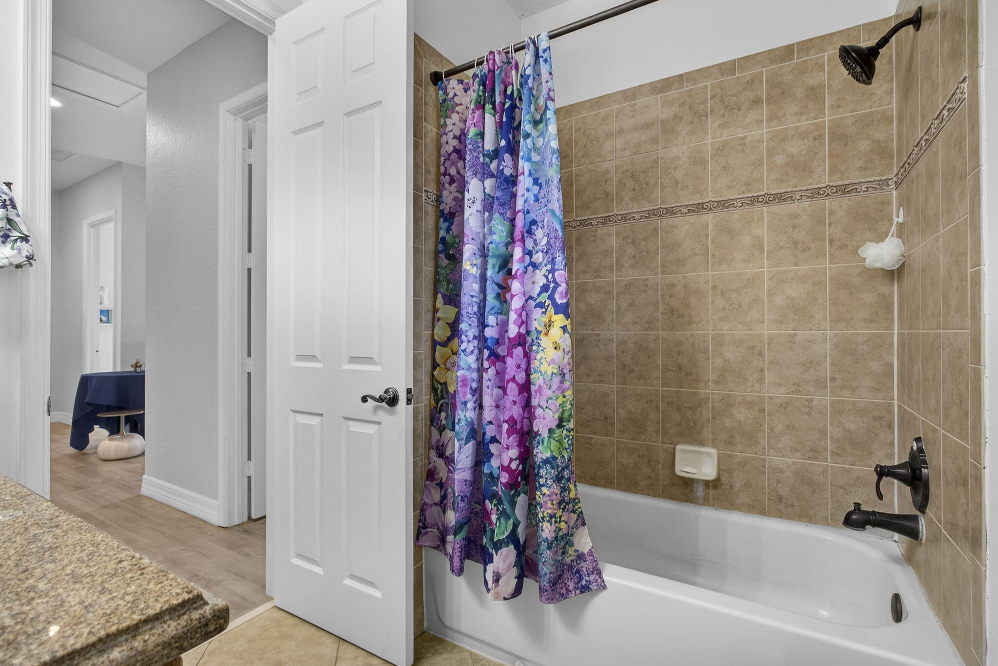 CANTERBURY PLACE - Residential