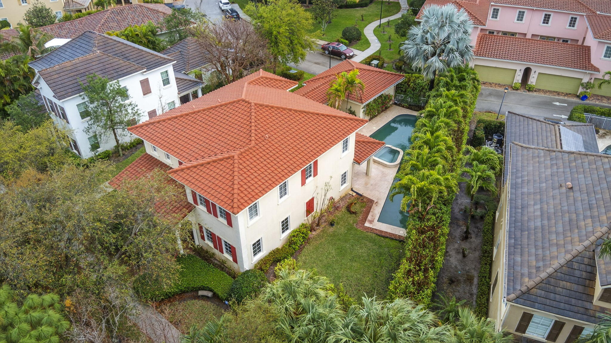 CANTERBURY PLACE - Residential