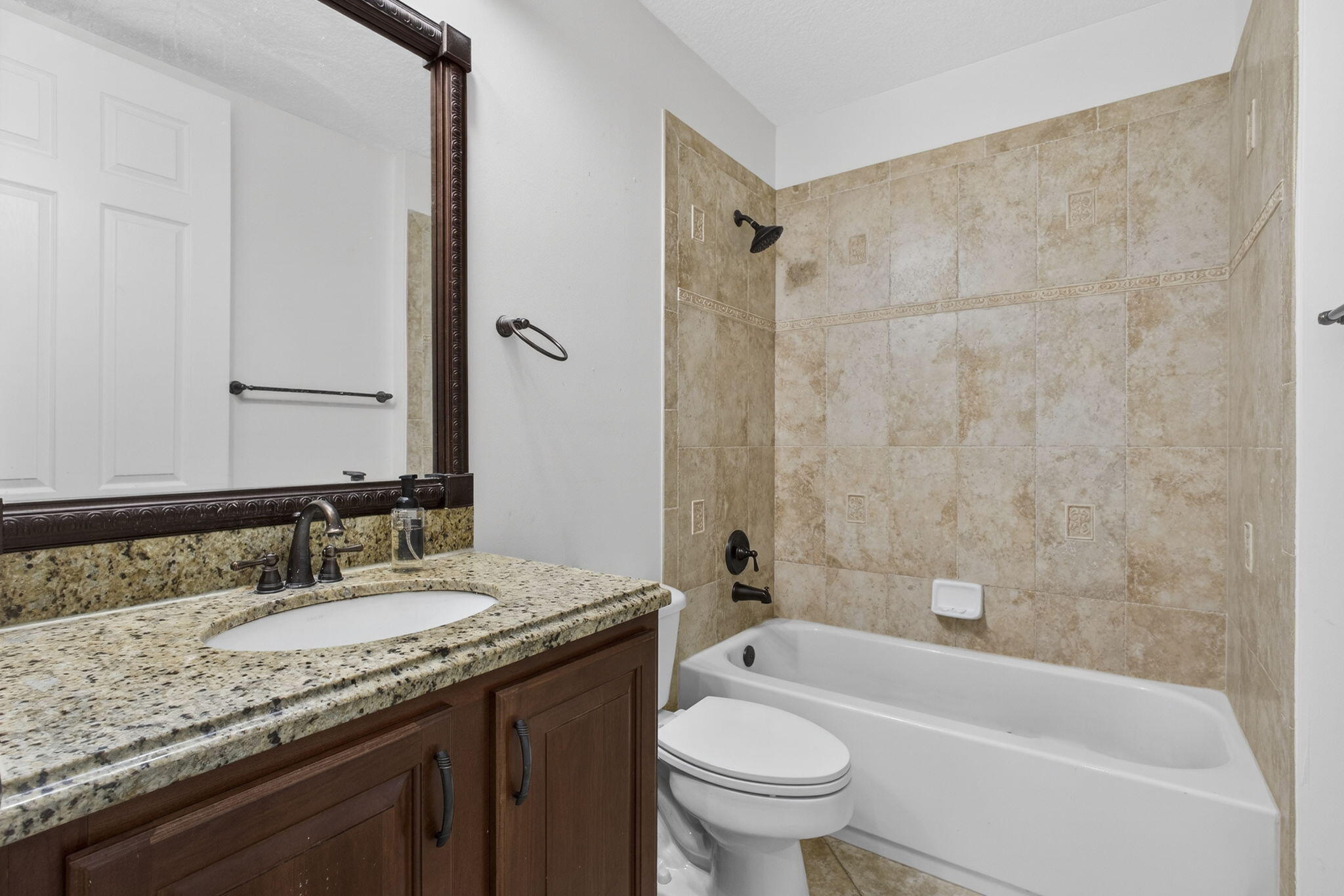 CANTERBURY PLACE - Residential