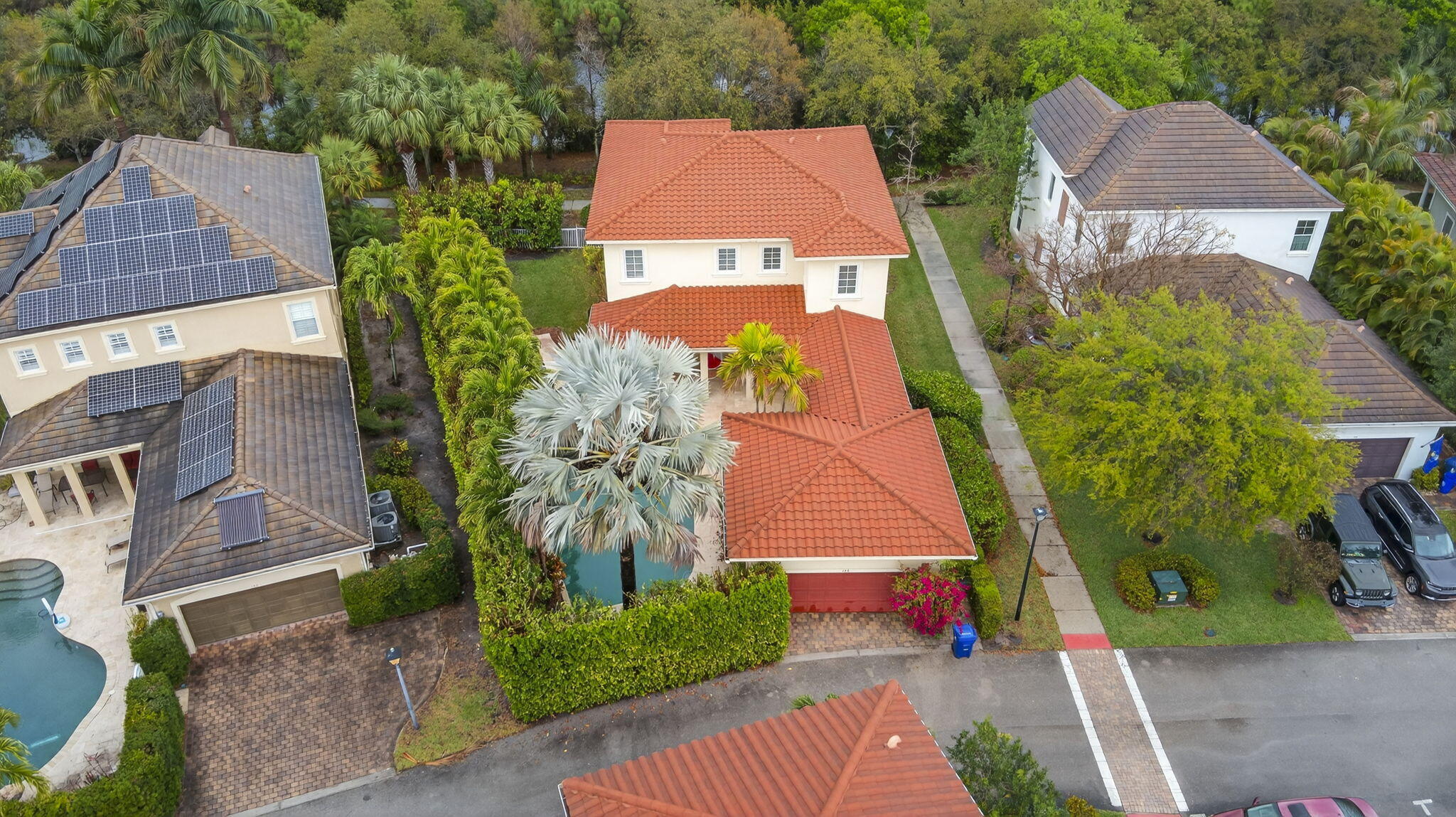 CANTERBURY PLACE - Residential