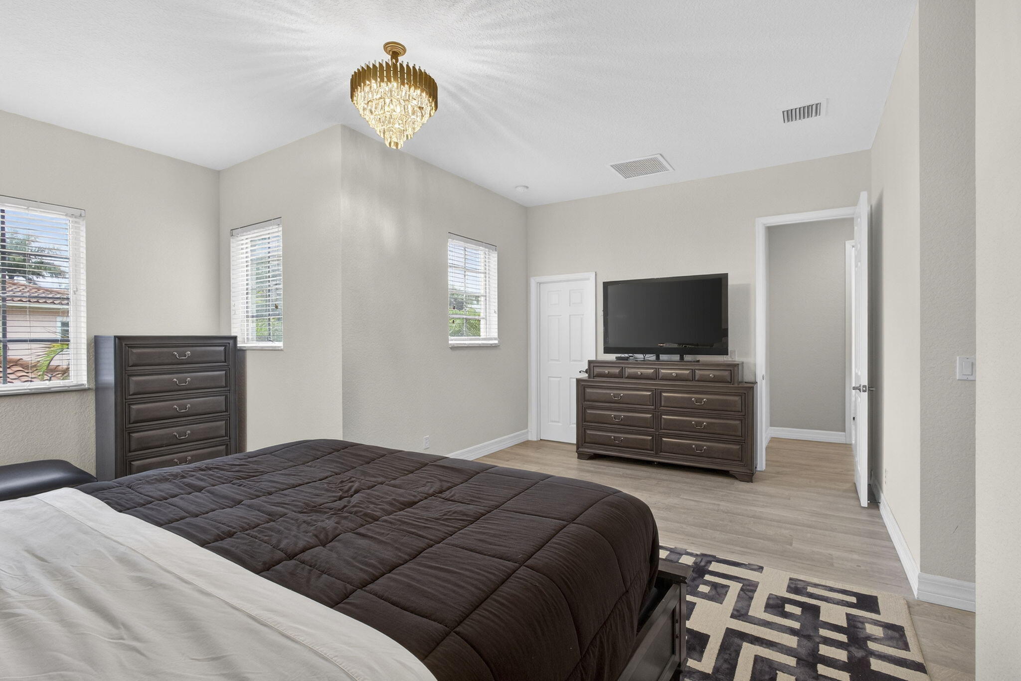 CANTERBURY PLACE - Residential