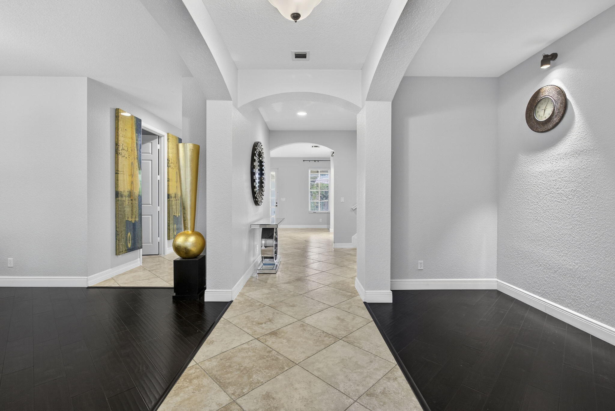 CANTERBURY PLACE - Residential