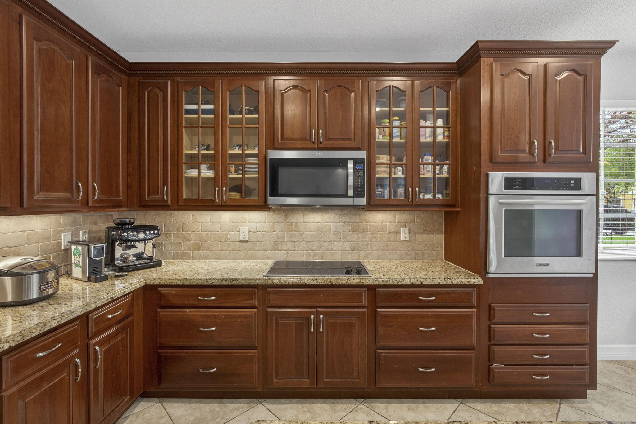 CANTERBURY PLACE - Residential