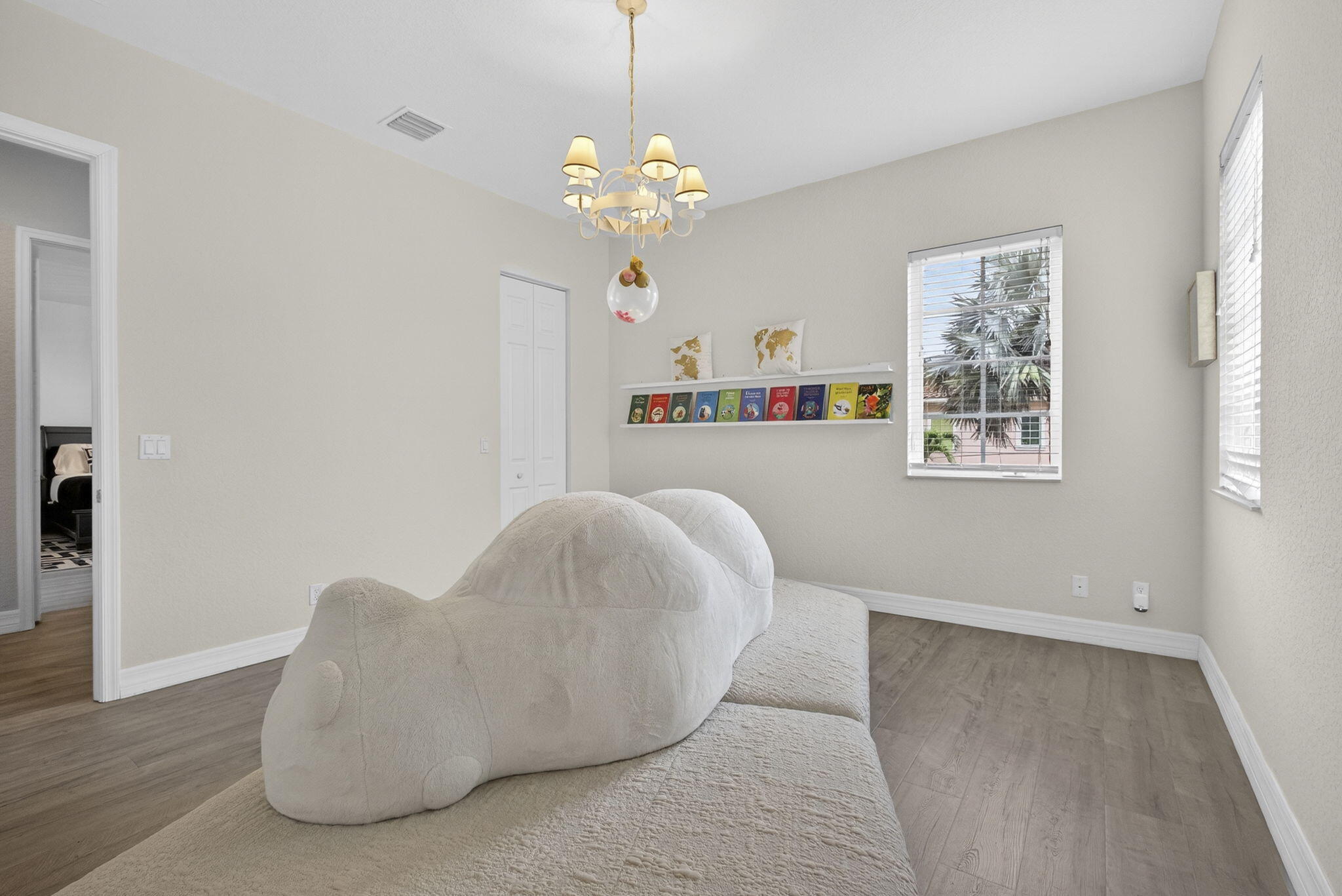 CANTERBURY PLACE - Residential