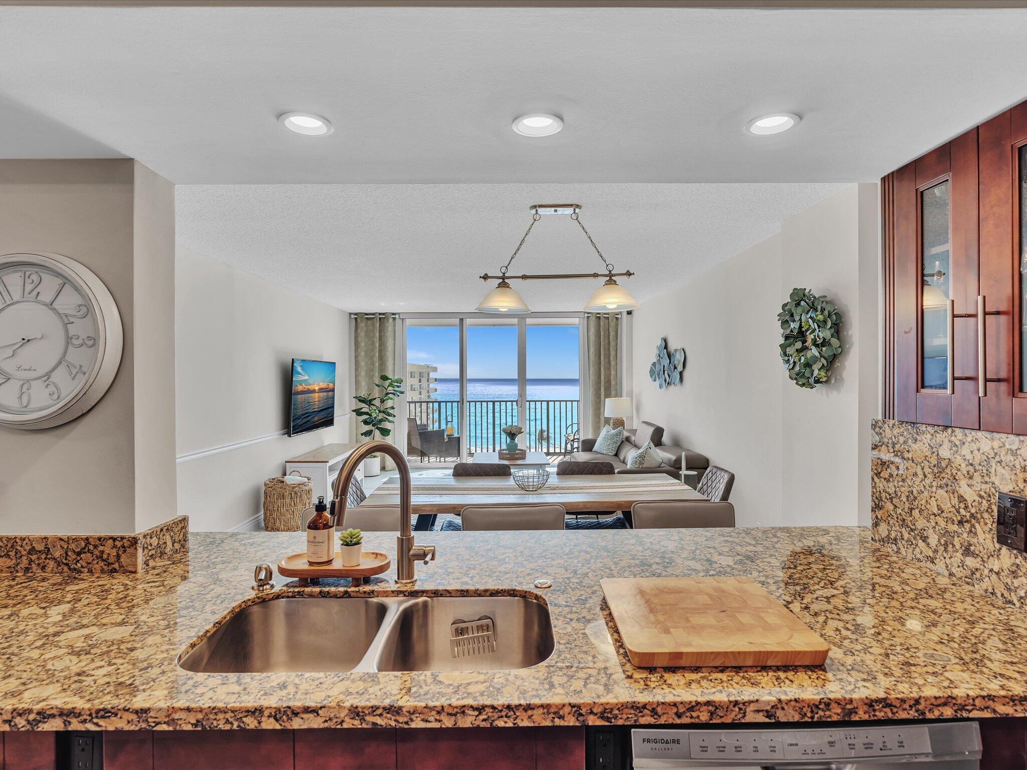 OPAL TOWERS WEST CONDO - Residential