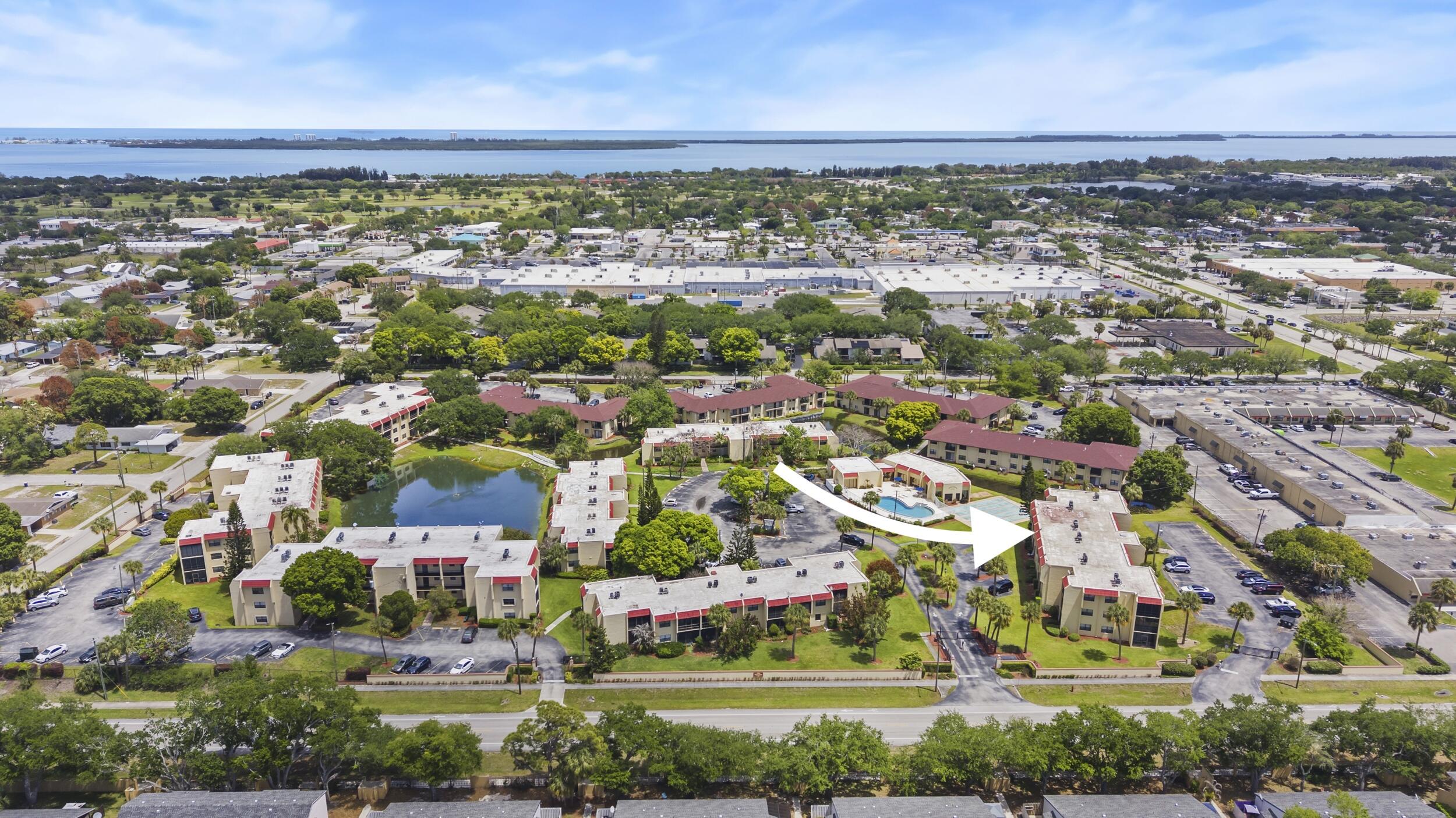 ISLAND HOUSE CONDOMINIUM PHASE I - Residential