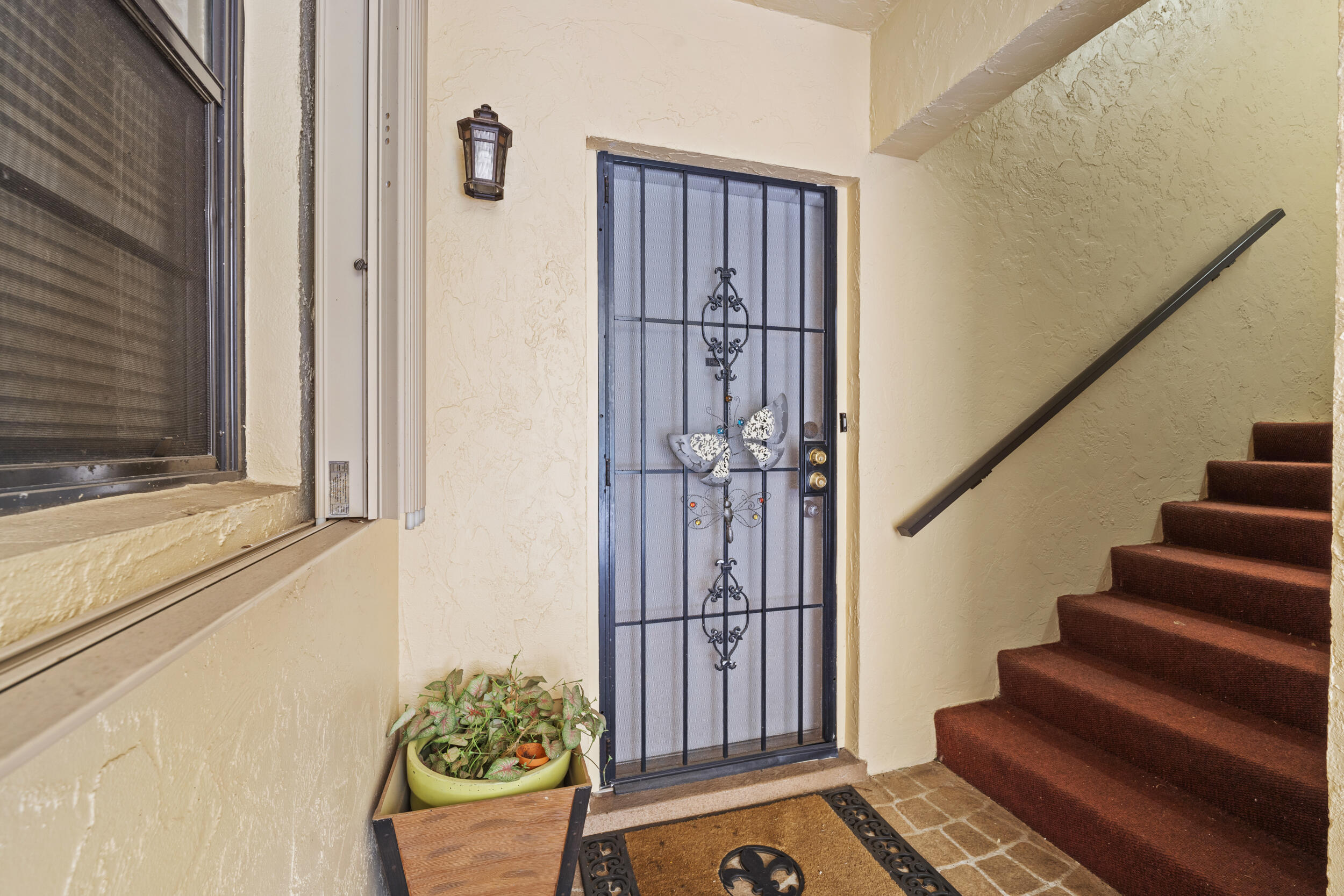 ISLAND HOUSE CONDOMINIUM PHASE I - Residential