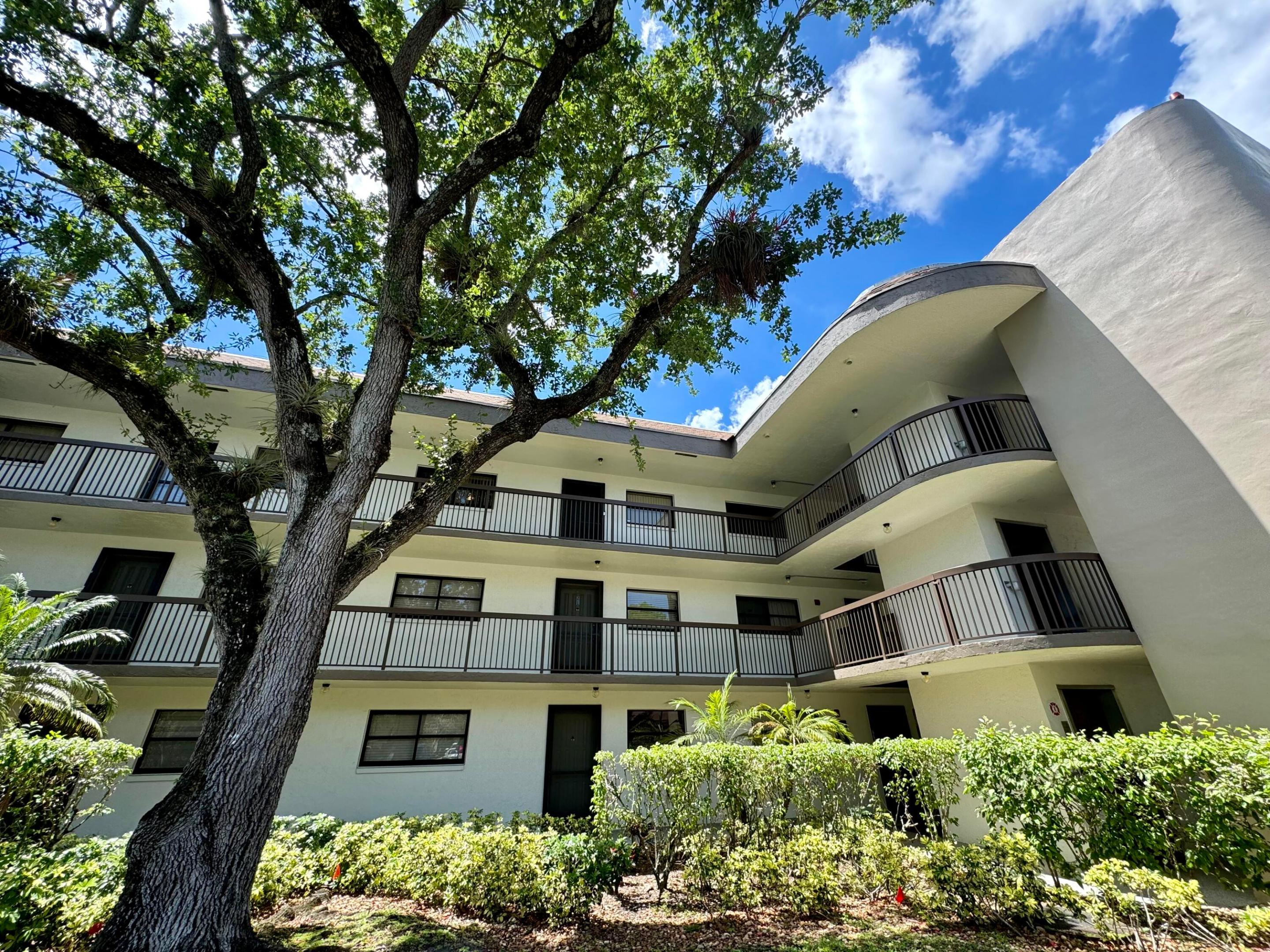 Bonaire at Woodmont - Residential
