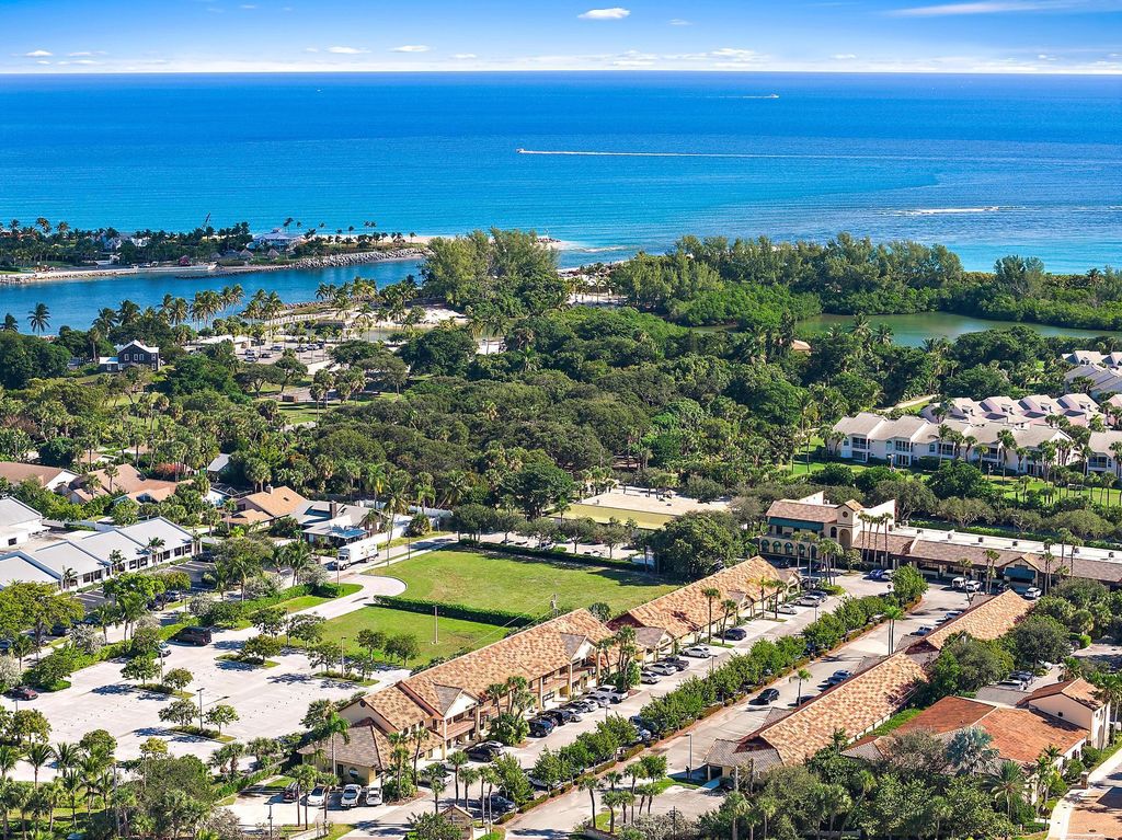 Photo of 725 N Highway A1a #E208, Jupiter, FL 33477 (MLS # R11142696)