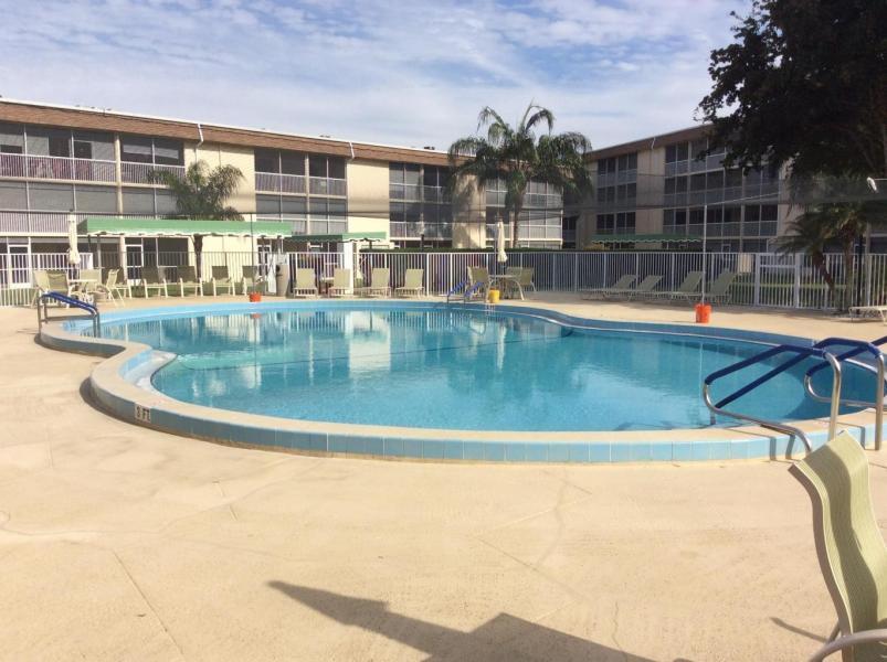 VILLAGE GREEN DORCHESTER - Residential Lease