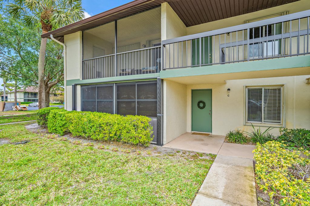 Photo of 6328 Chasewood Drive Dr #C, Jupiter, FL 33458 (MLS # R10796907)