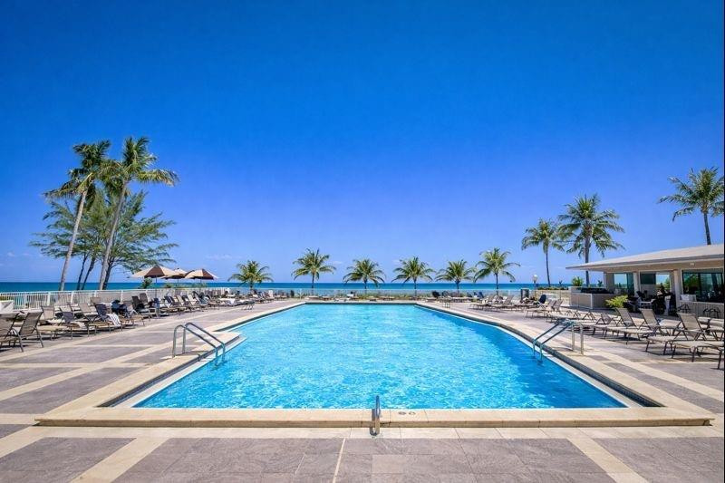 The Hemispheres - Residential