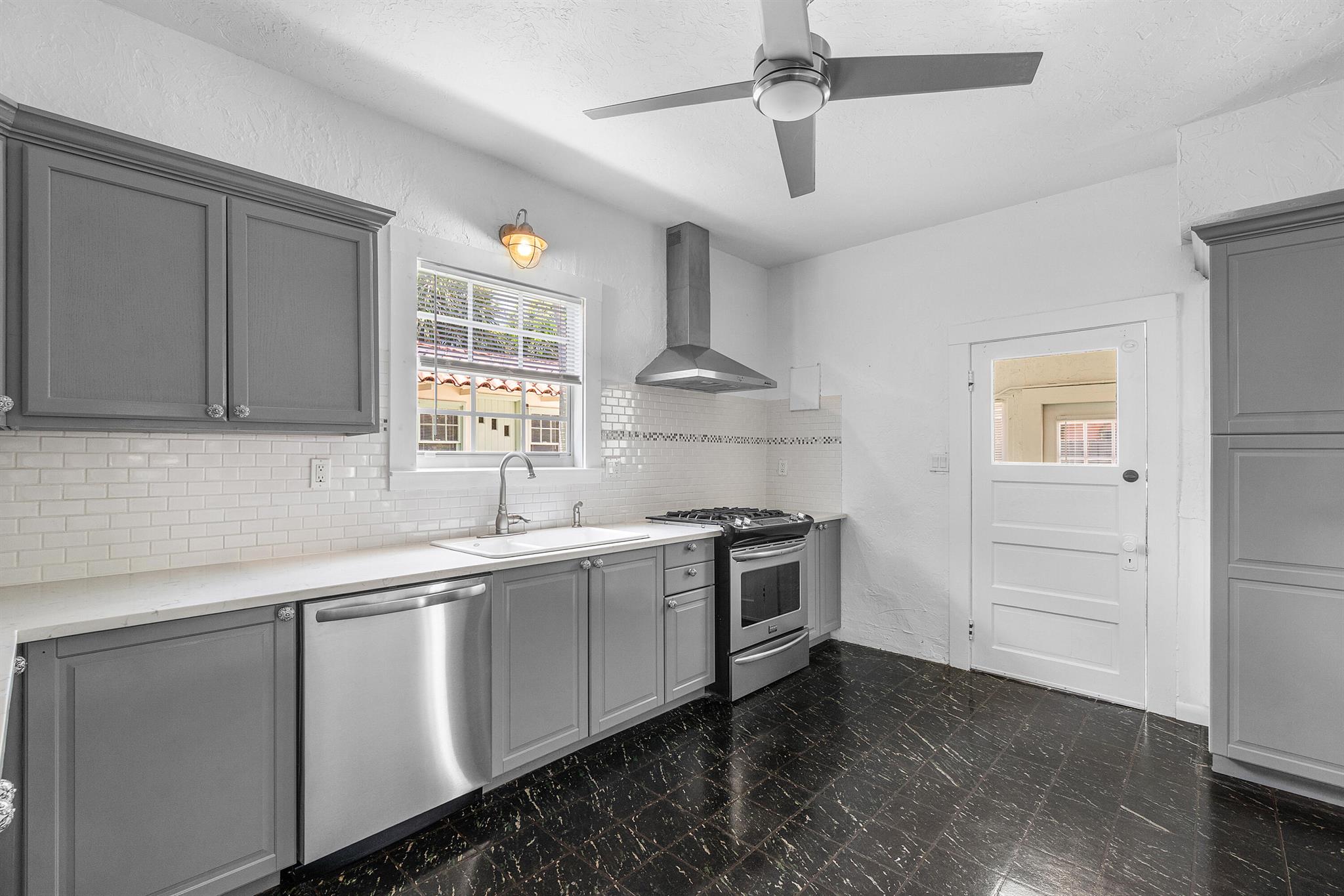 SOUTHLAND PARK - Residential