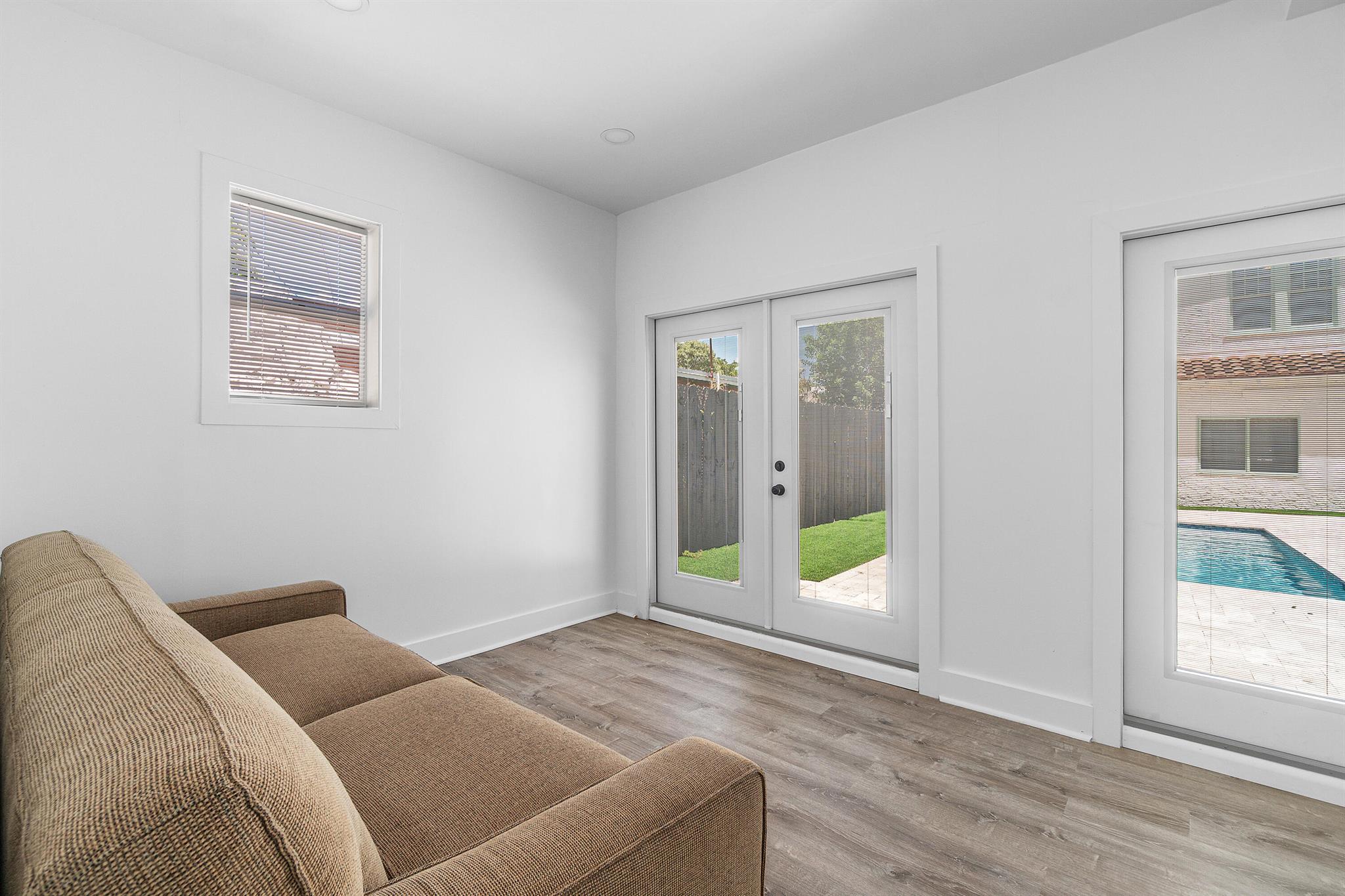 SOUTHLAND PARK - Residential