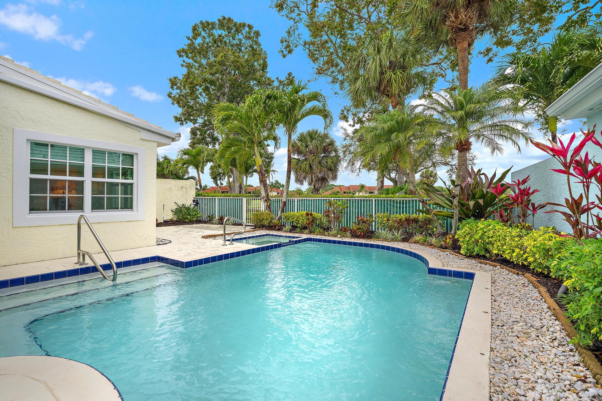 BARCLAY CLUB AT PGA NATL - Residential