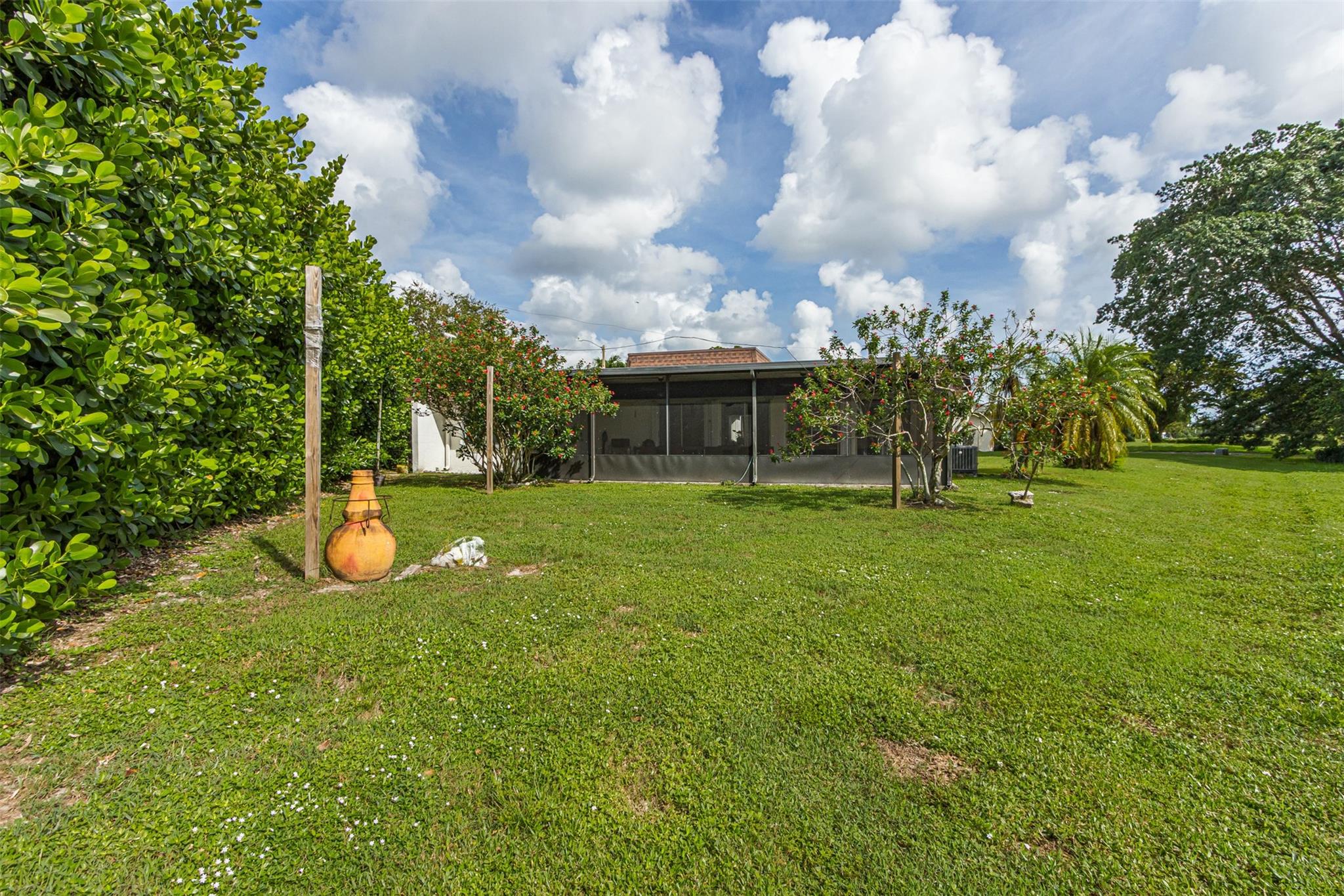 Woodlands Sec Seven 67-41 - Residential