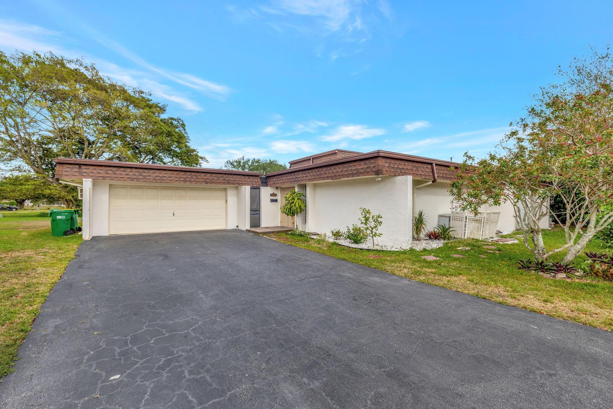Woodlands Sec Seven 67-41 - Residential
